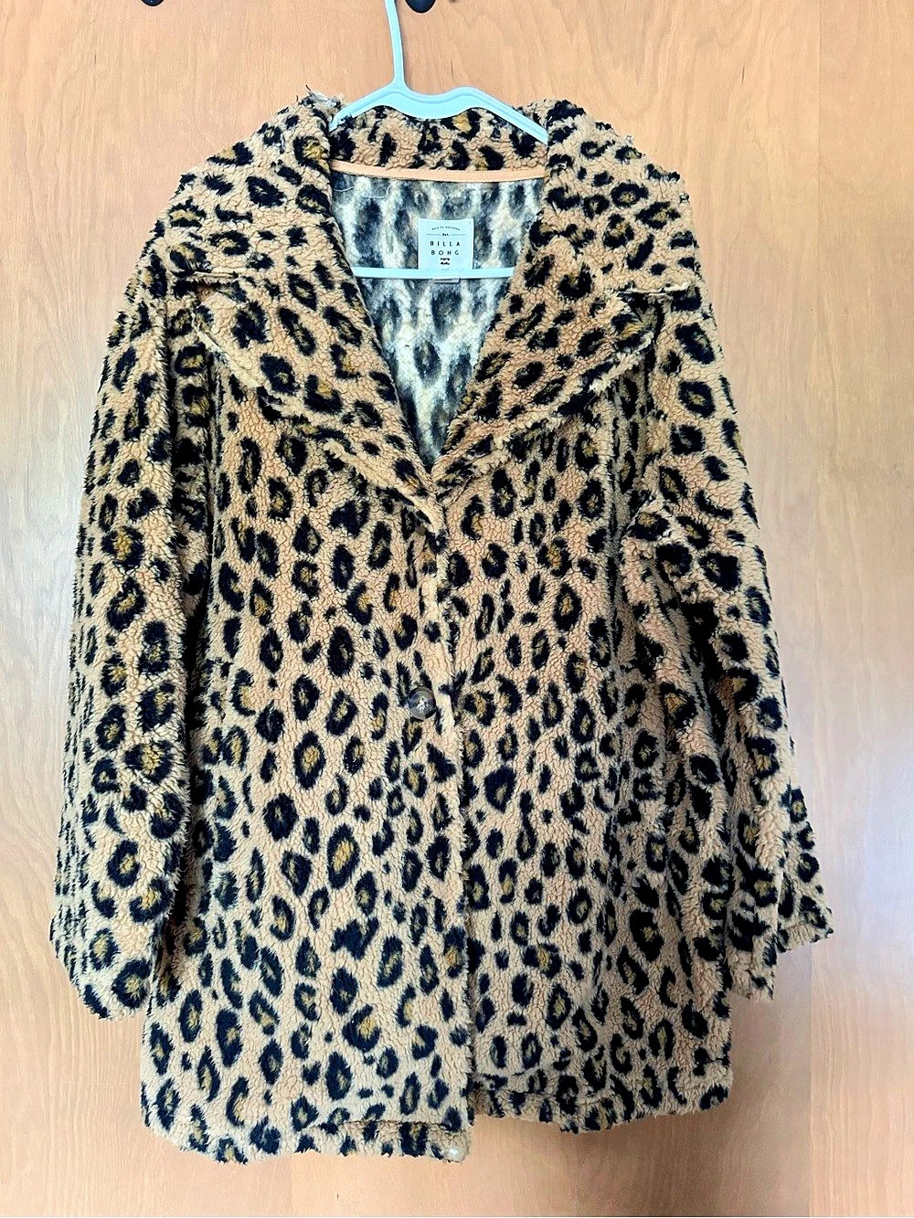 Billabong Cozy Days Leopard Print Sherpa Jacket Size Medium